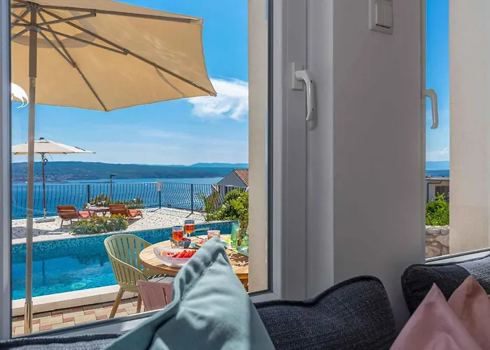 Apartament In 42458