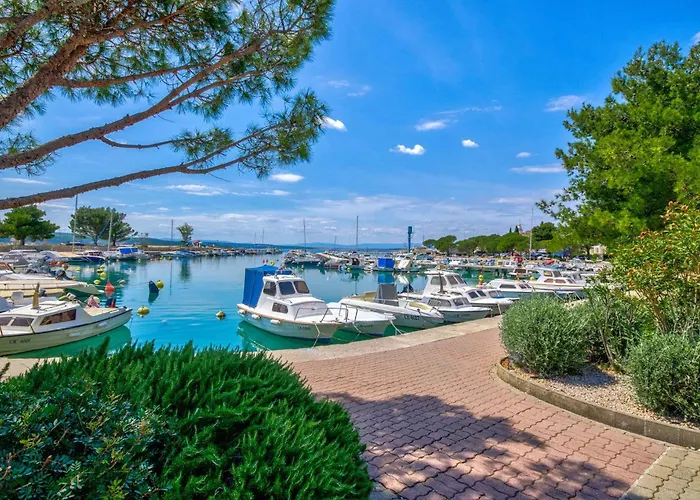 In 42458 Apartment *